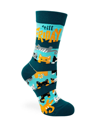 Fabdaz - Hangin' on 'till Friday Ladies' Crew Socks Featuring Cute Ca