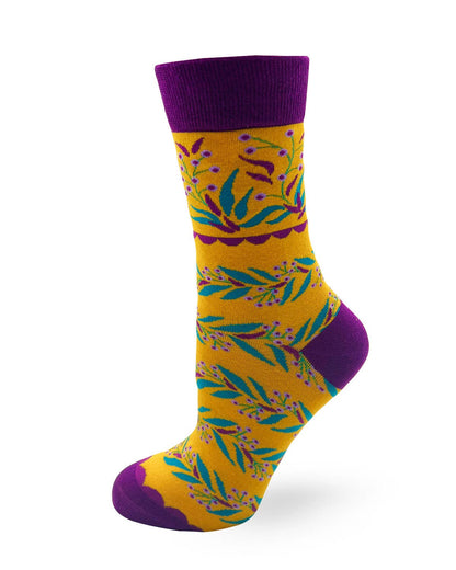 Fabdaz - Go Away I'm Introverting Women's Novelty Crew Socks