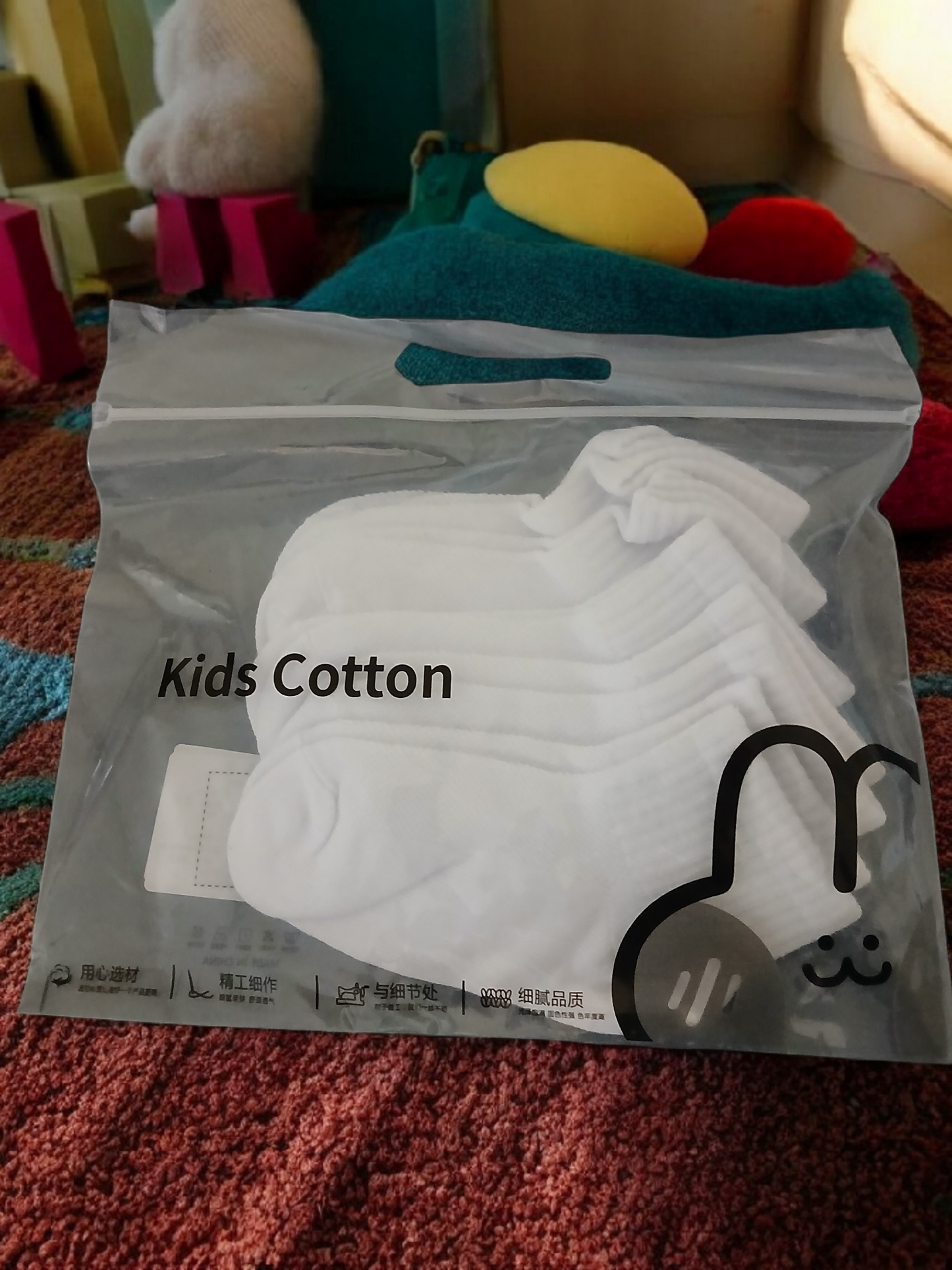 Kids Cotton Crew Socks (5-Pack, Black) – Buy One Give One | Dollar Sole