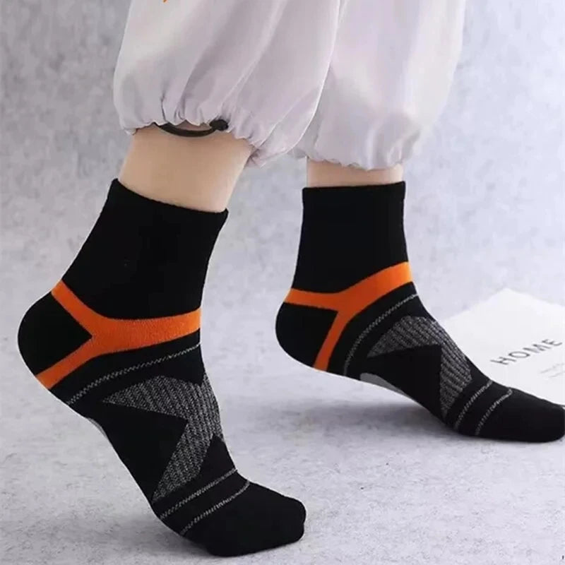 Unisex Black Hiking Socks 3 Pairs Polyester Elastane Knit Comfort